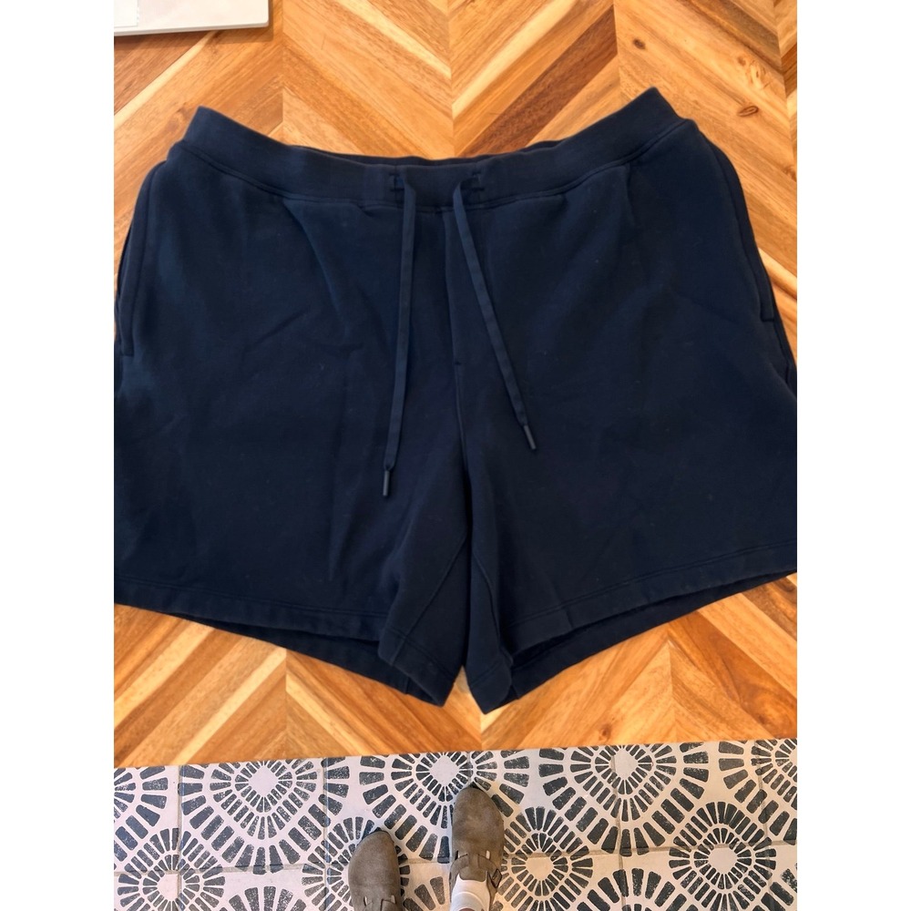 MEN'S NAVY BLUE LULULEMON‎ SWEAT SHORTS SIZE XXL
